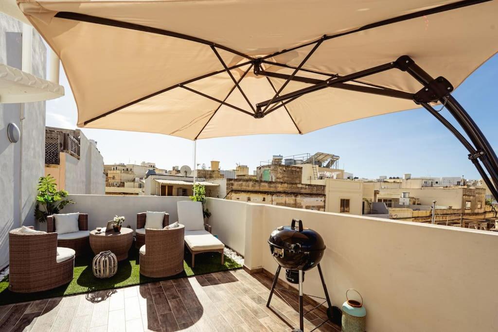 Luxury Designer Penthouse With Private Jacuzzi Apartment Sliema Exterior foto
